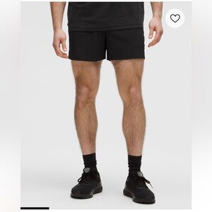 Lululemon License to Train Linerless Short
5" Size M